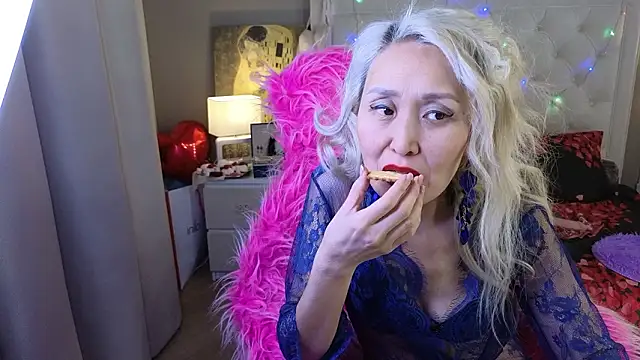 RoxalanaStar's Live XXX Chat