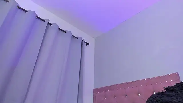 Lucy_shen_のウェブカメラショー