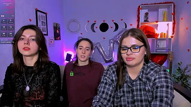 kitniss_dreamy: онлайн-секс-чат