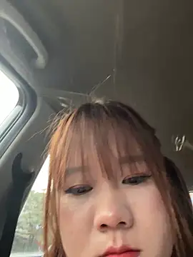 Liness101のウェブカメラショー