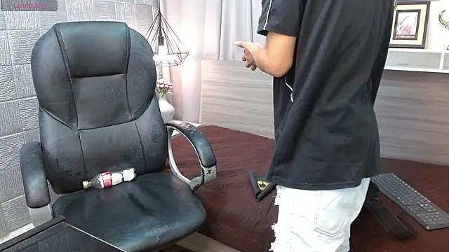 BradPrince Obrolan Langsung XXX