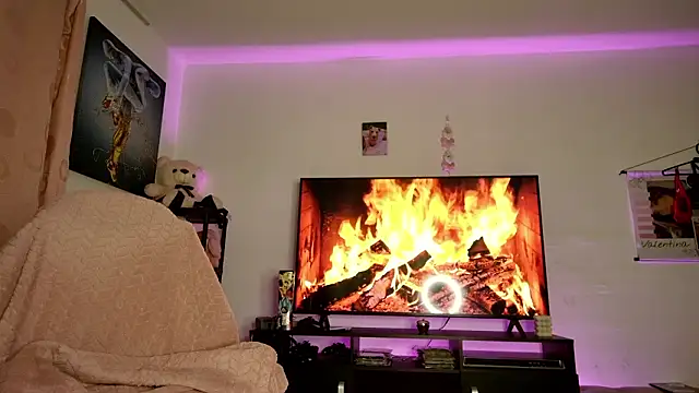 TiffanyBela Chat XXX live