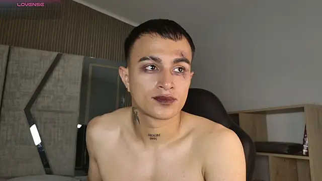 Chat XXX ao vivo de LiamDeep