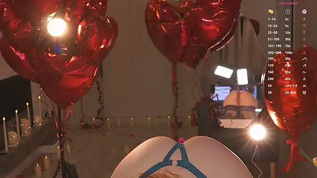 Ffoxyflame's Webcam Show