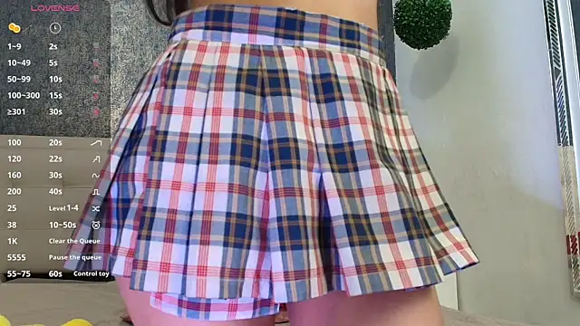 Chat +18 de Cloeandtyfanny ao vivo