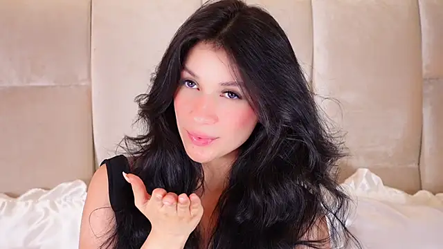 KiraKayleigh1 Adlı Modelin Web Kamerası Şovu