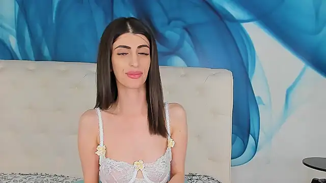 Chatroom XXX en direct de SkinnyDolly