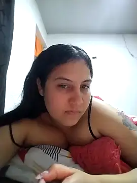 esmeralda_jadees' Live XXX Chat