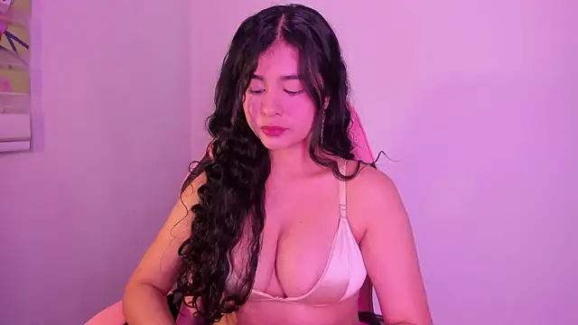 Arianna_Jannes Chat XXX live