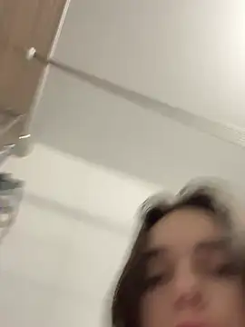 Monica_Law_: απευθείας συνομιλία ΧΧΧ