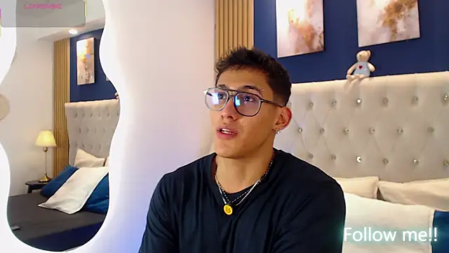 SalvadorFit's Live XXX Chat