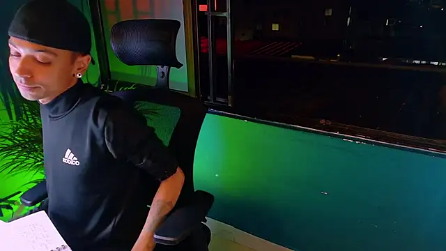 Imtavo 现场XXX聊天