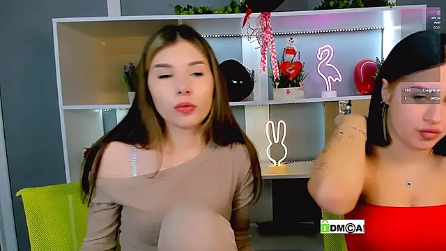 XXX chat uživo modela lole_ti