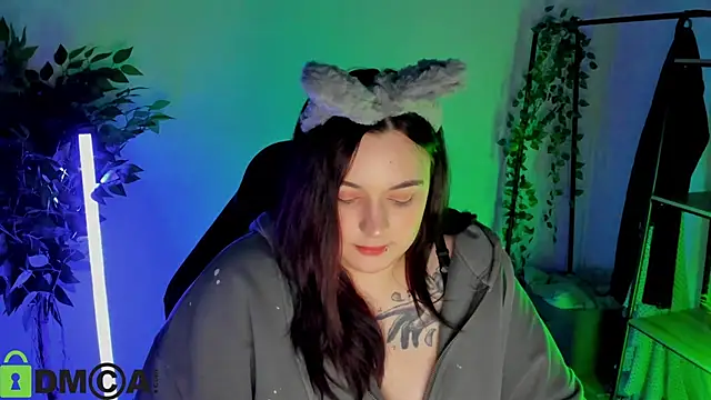 Mia_R0ss Adlı Modelin Canlı XXX Sohbeti