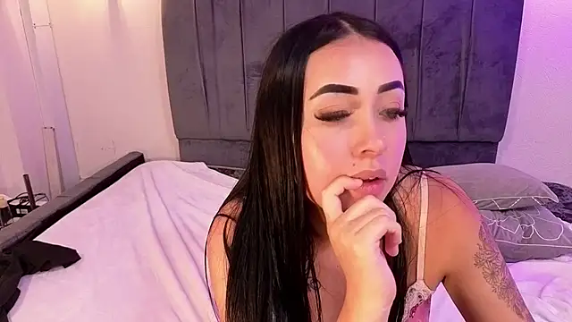 Chat +18 de iam_sofiia ao vivo