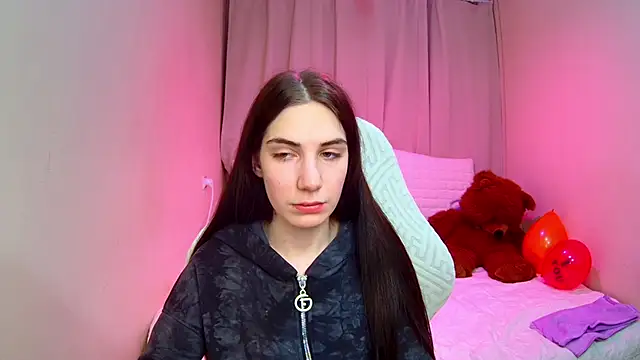 NikaStark_ Chat XXX in diretta