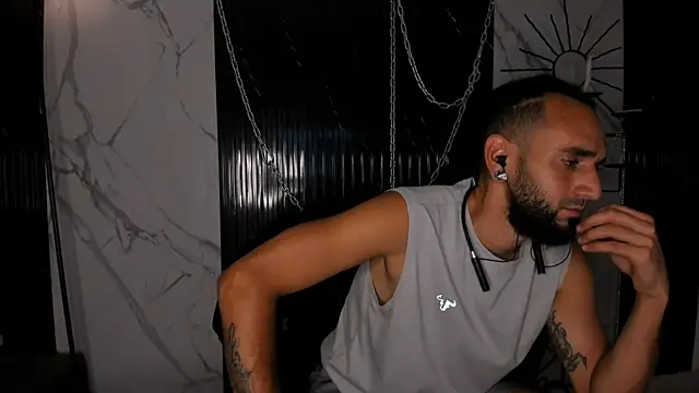 Chat +18 de Tatis__ ao vivo