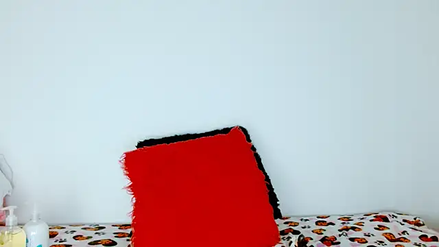 colombianahot8 Adlı Modelin Canlı XXX Sohbeti