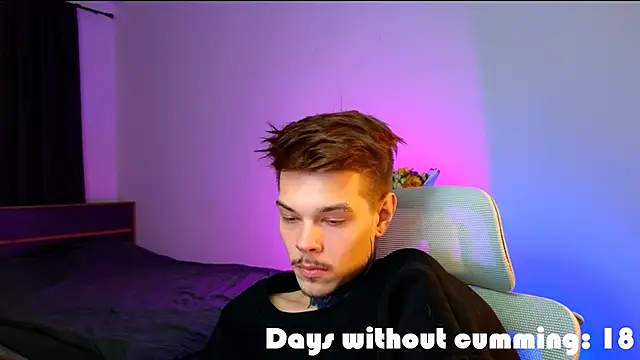 DENIS_HEREのライブXXXチャット