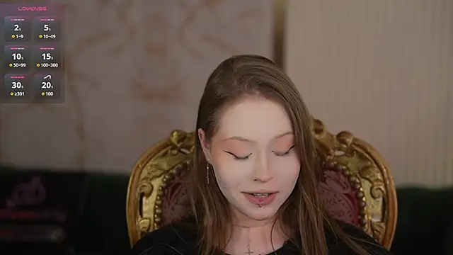 Esmie_Smile – Naživo XXX chat