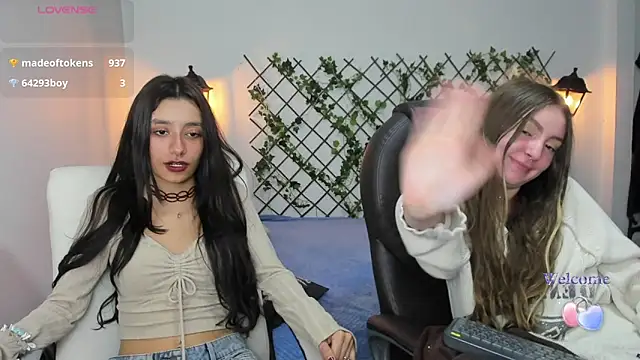 nana__rousse's Webcam Show