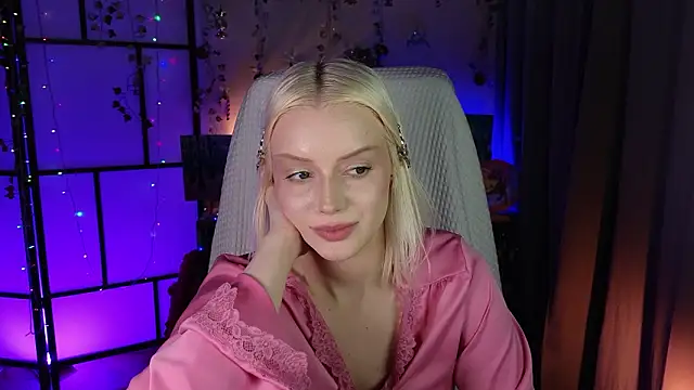 ImBonBon: διαδικτυακό σόου στην κάμερα