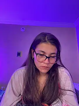 Chat +18 de aurora_divine ao vivo