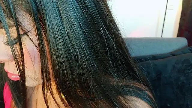 Chat XXX ao vivo de mia_roux1