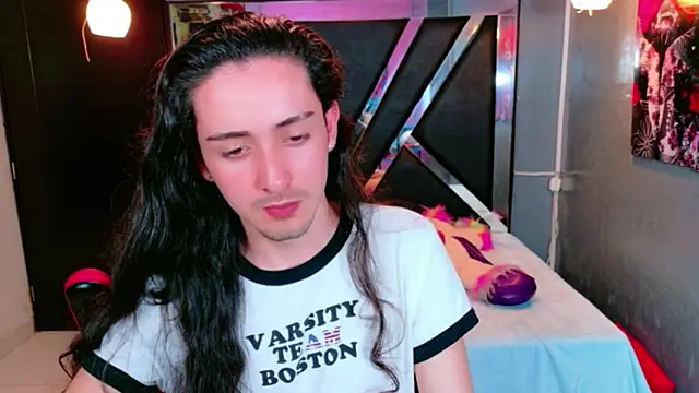 Show modela Angelis_Savage na web-kameri