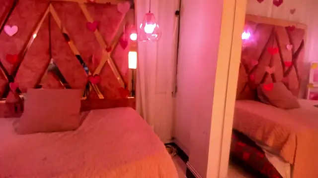 Chat +18 de shantal_cooper_ ao vivo