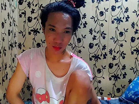 LadyBoyBigCock69 Live XXX-chat