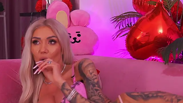 XXX chat uživo modela fallingangel