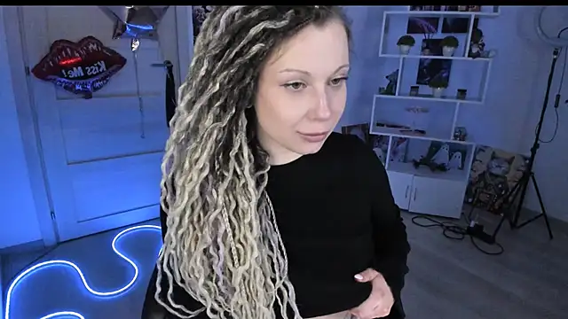 HoneySallyMoore's Live XXX Chat