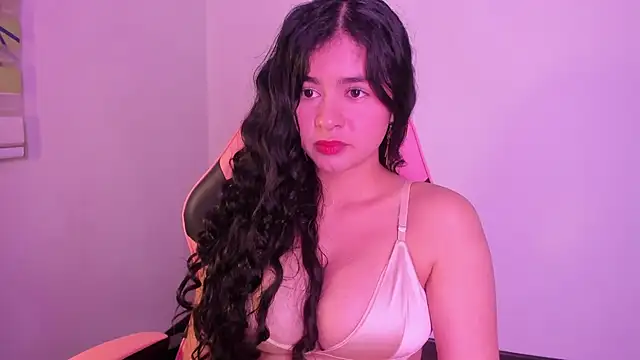 Arianna_Jannes Chat XXX in diretta