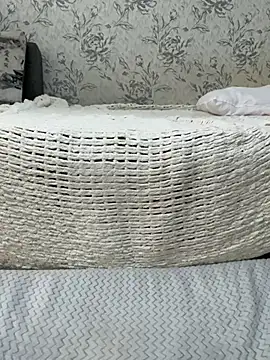 TeenieM: онлайн-секс-чат