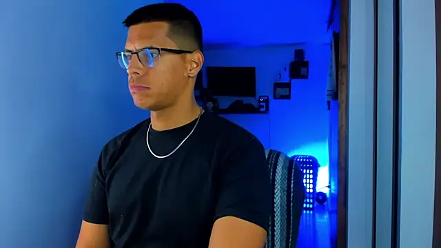 Онлайн чат XXX _John_Boy_