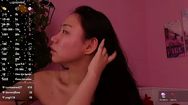 XXX chat uživo modela Inari_Okami_