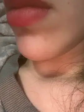 Mimisixo Adlı Modelin Canlı XXX Sohbeti