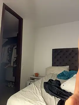 kamivolkano: онлайн-секс-чат