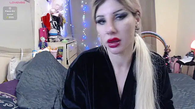 BLACKPeonyyのライブXXXチャット