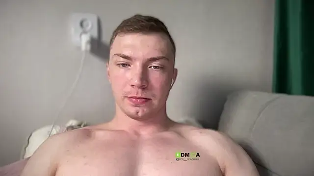 iron__chap Show in webcam