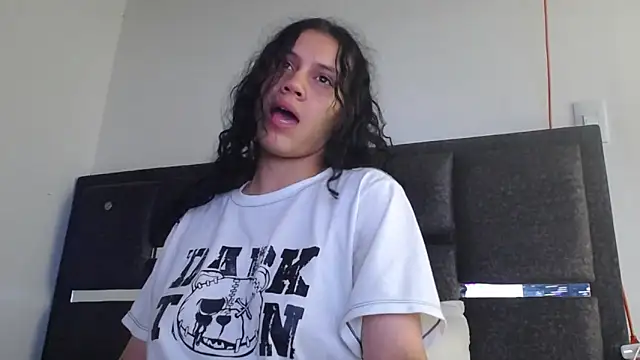 realshy-Stepsisn Live XXX chat