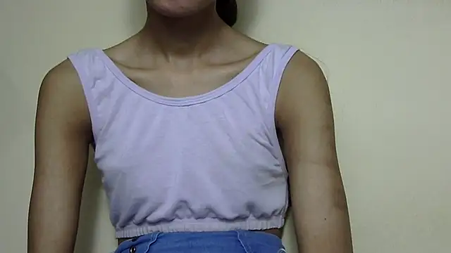 Chat XXX ao vivo de Anu_tiny