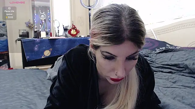 BLACKPeonyy's Live XXX Chat