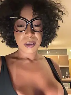 Chat +18 de dianagolley420 ao vivo