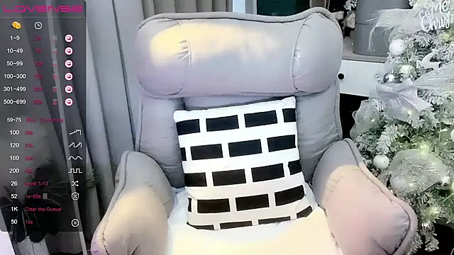 Monica-666888- 现场XXX聊天