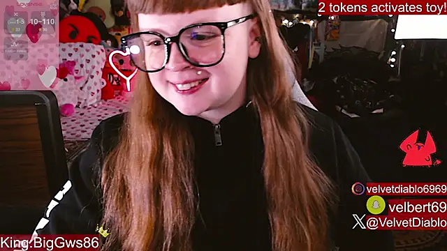 VelvetDiablo ওয়েবক্যাম শো