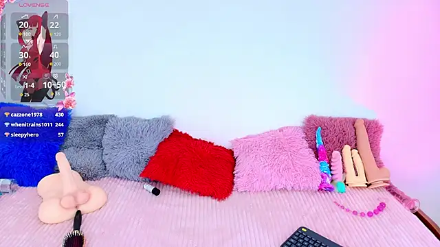 Cloee_Lovee Chat XXX in diretta