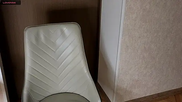 NoFace_Model Live XXX-chat