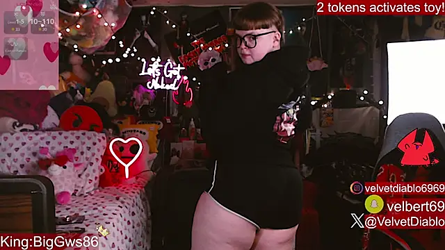 Czat XXX na żywo – VelvetDiablo